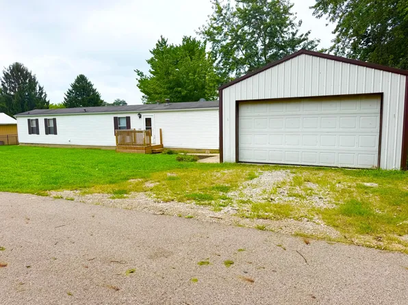 8903 Leist Ave, Stoutsville, OH 43154