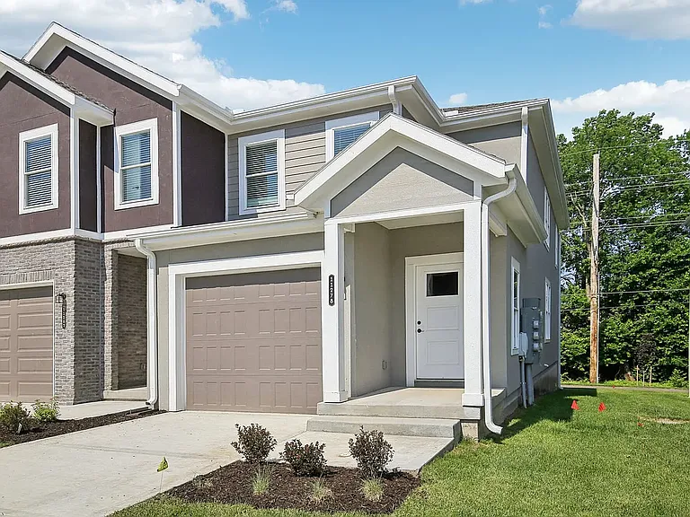 Greenwood Townhomes — Photo 28