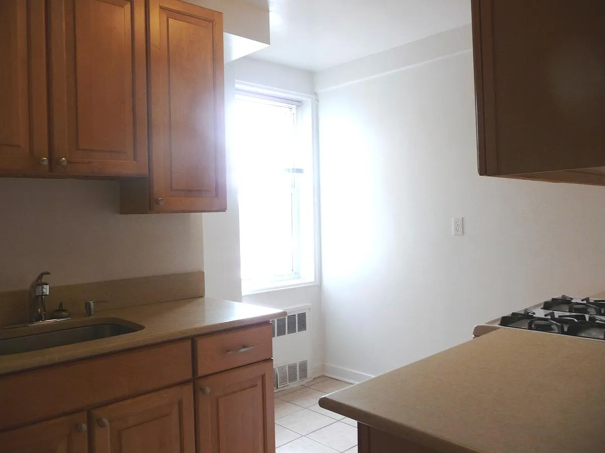 1 bed, 873 sqft, $2,225 — Photo 4