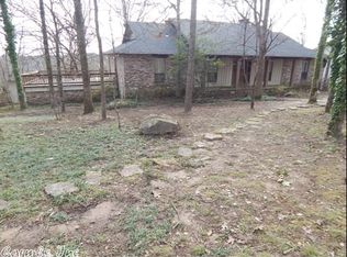 612 Shady Valley Dr, North Little Rock, AR 72116