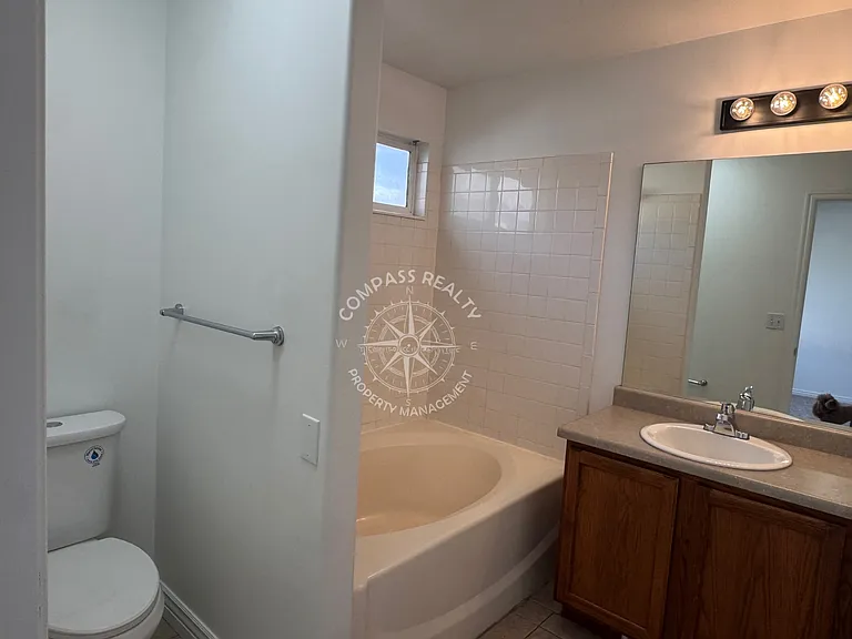 185 Crystal Bay Dr — Photo 11