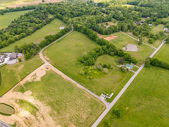5th image of 8414 Crockett Ln Lot 8