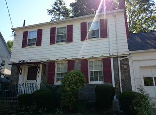 15 Pelton St, West Roxbury, MA 02132