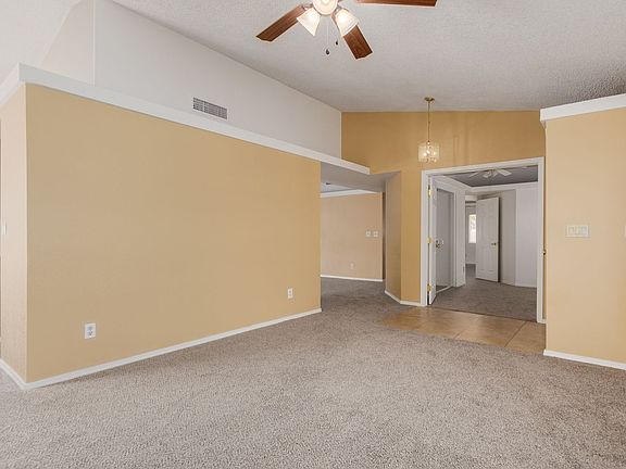 5th image of 8033 W Columbine Dr