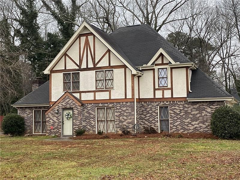1st image of 2075 Skyland Glen Dr