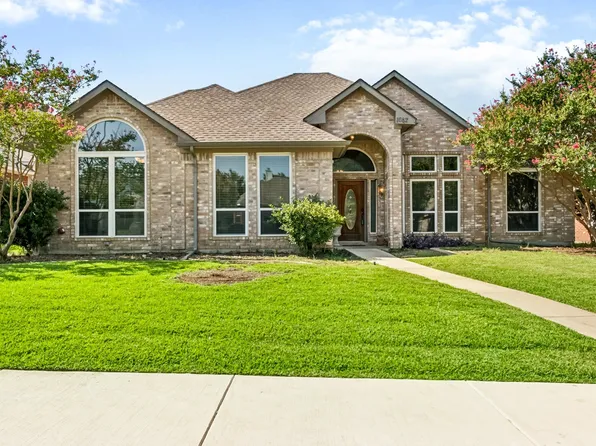 1682 Shannon Dr, Lewisville, TX 75077