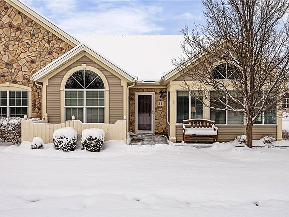 3rd image of 31 Maple Center Rd