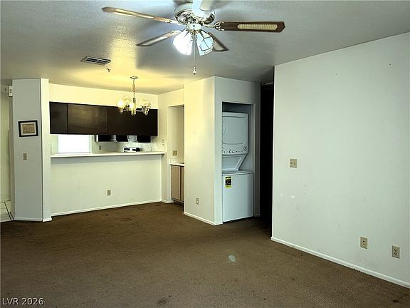 5th image of 2032 Mesquite Ln APT 101