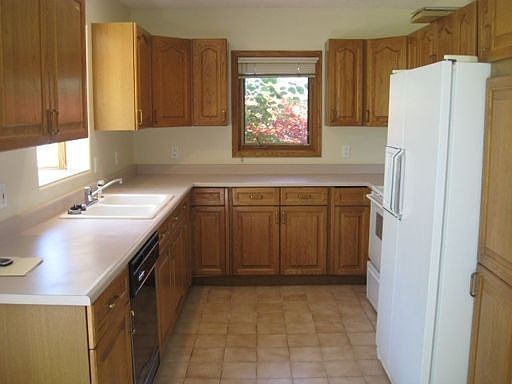 4th image of 801 Spartan Dr APT B2