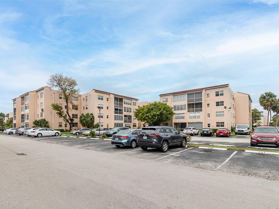 1st image of 2840 Somerset Drive #403