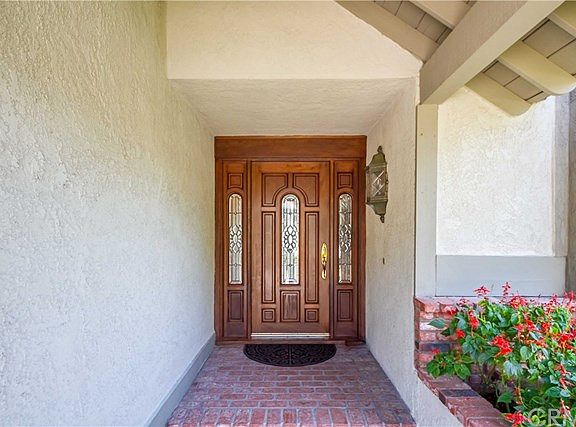 3rd image of 12965 Homeridge Ln