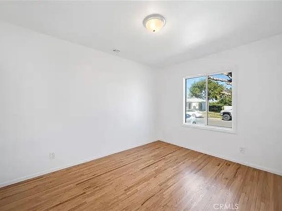 4th image of 9132 McClure Ave