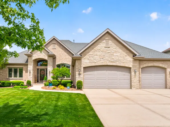11680 Golden Gate Dr, Mokena, IL 60448