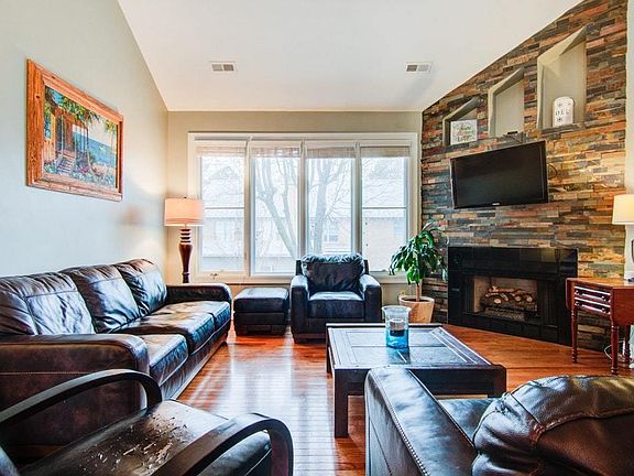 5th image of 907 Saddle Dr