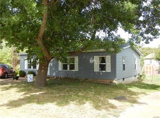 1718 Brennan Woods Ct, High Ridge, MO 63049