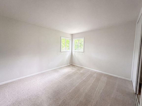 4th image of 1175 Country Club Rd