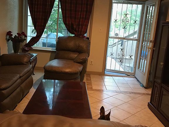 4th image of 3404 Oxford Pl