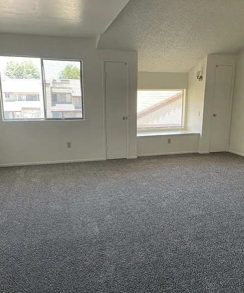 4301 California Ave #21 — Photo 12