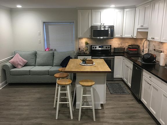 3rd image of 417 S Fess Ave APT 4