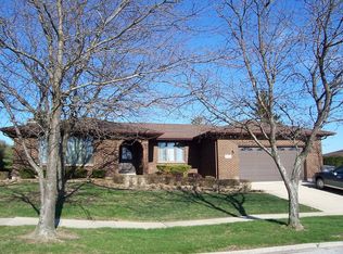 13001 S Parkside Dr, Palos Park, IL 60464