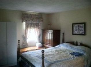 7 Crescent Dr, Dartmouth, MA 02747
