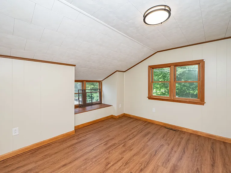 843A Goodwin Rd #A — Photo 8