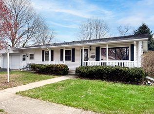 1531 Sunrise Dr, Dekalb, IL 60115