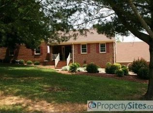 1143 Holiday Cir, Vinton, VA 24179