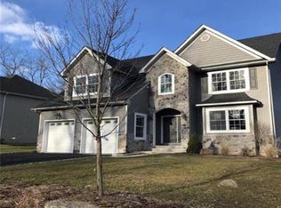 8 Ryerson Pl, Tappan, NY 10983