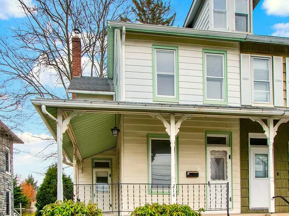 214 Hill Rd, Wernersville, PA 19565