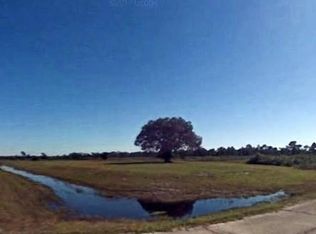 9002 S Casa Ct, Labelle, FL 33935