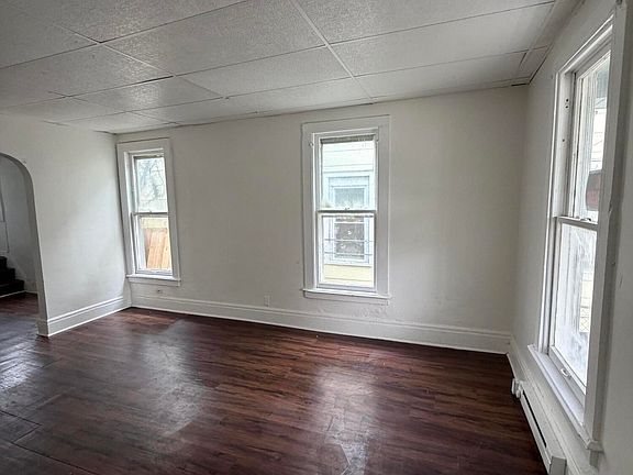 4th image of 1215 Greenwood Ave