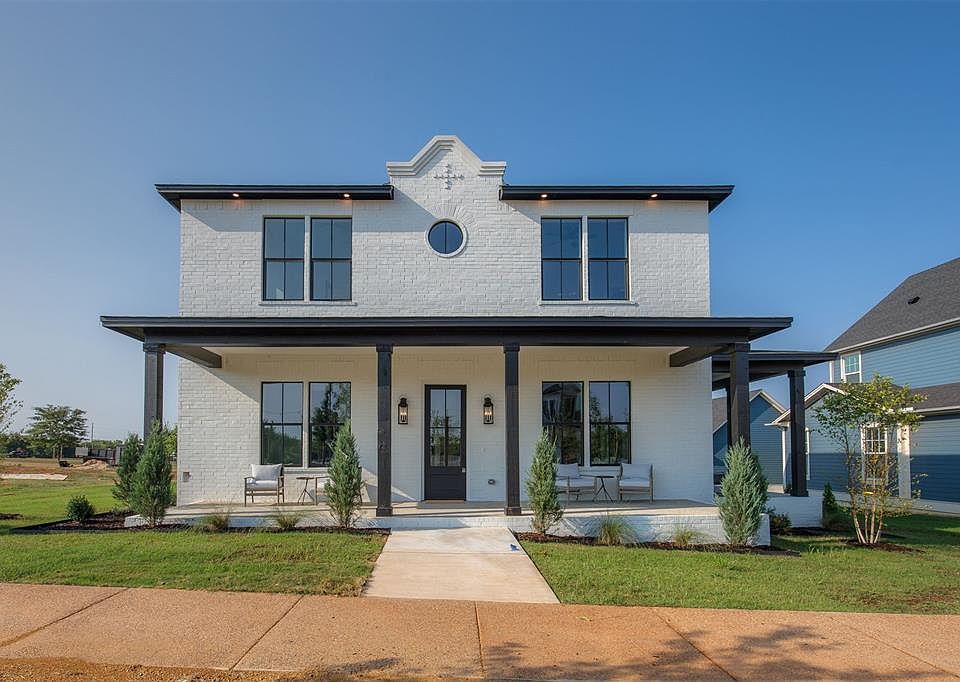 1st image of 18450 Sweetwater Ln