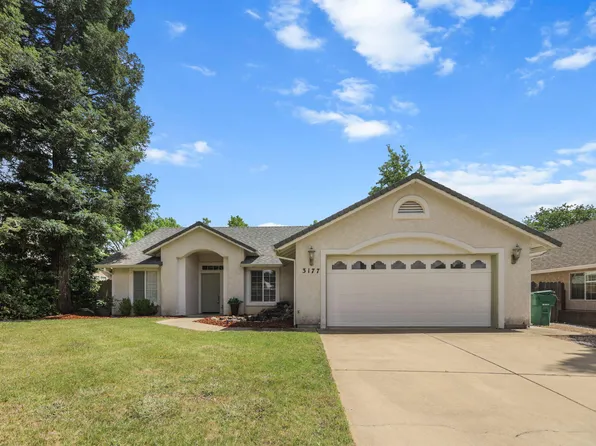 3177 Dartford Dr, Shasta Lake, CA 96019