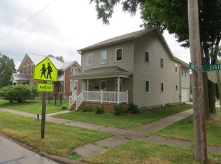 402 State St, Bellevue, IA 52031