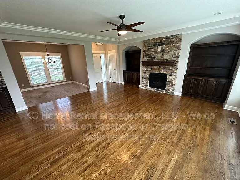 8608 W 165th Pl — Photo 11