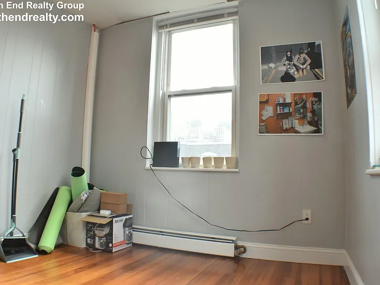 158 Salem St #8 — Photo 7