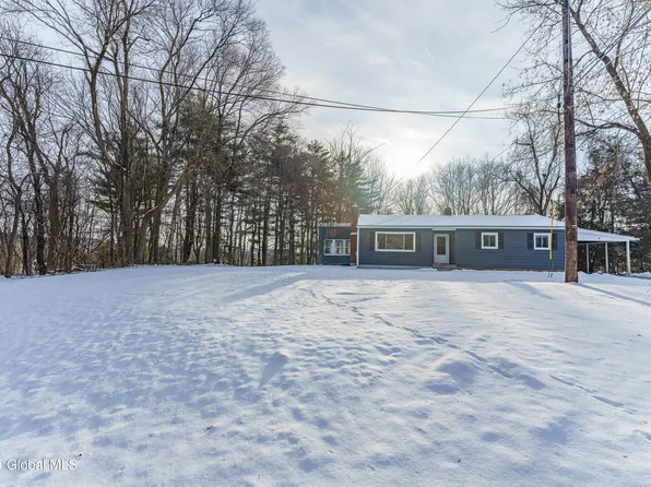 8 Belmont Avenue, Wynantskill, NY 12198