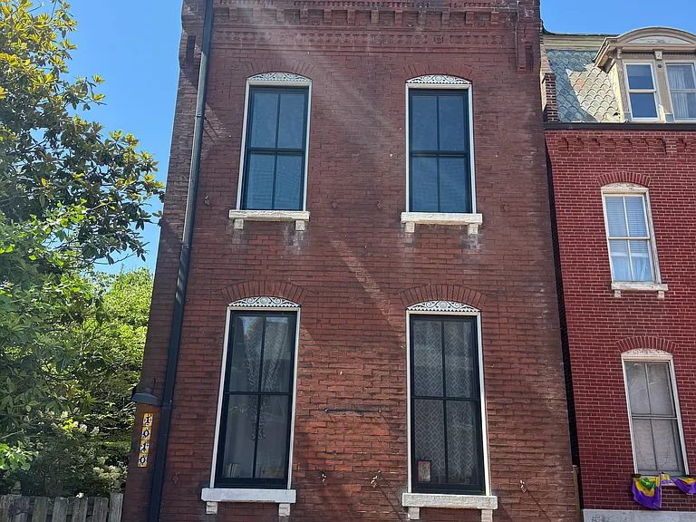 1008-1010 Allen Ave #2F — Photo 1