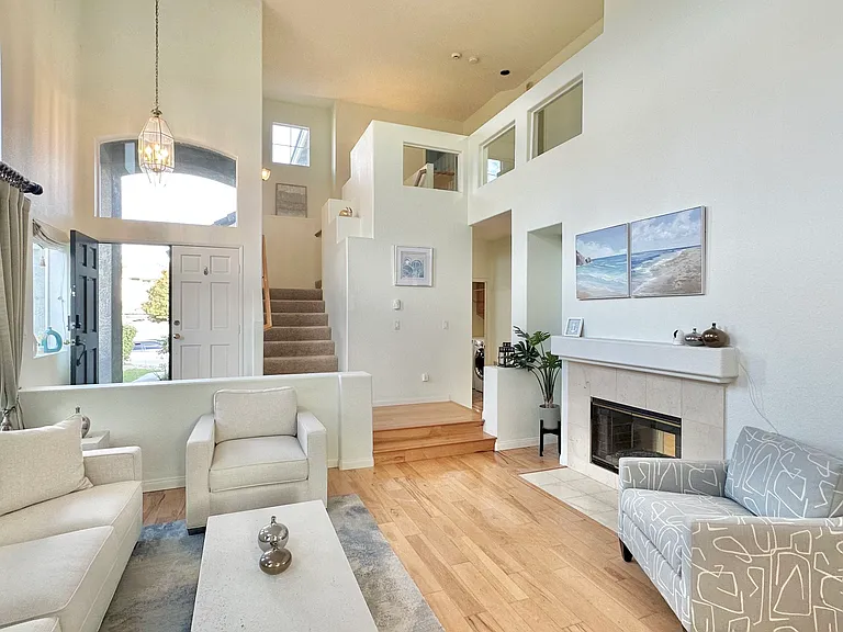 13686 Essence Rd — Photo 3
