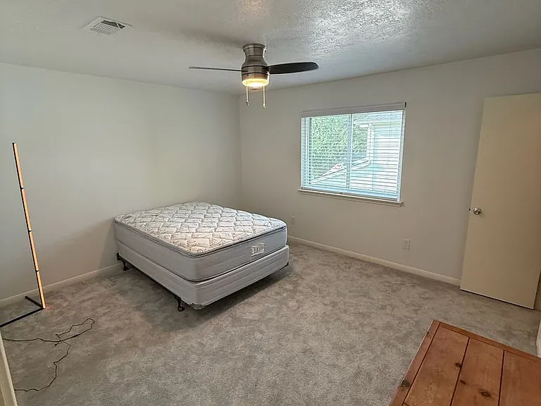 2722 Springstone Dr — Photo 24