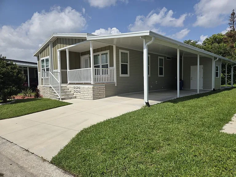 2879 Canyon Dr #689 — Photo 13