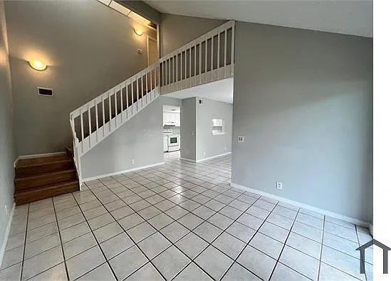 9103 Green Meadows Way — Photo 5