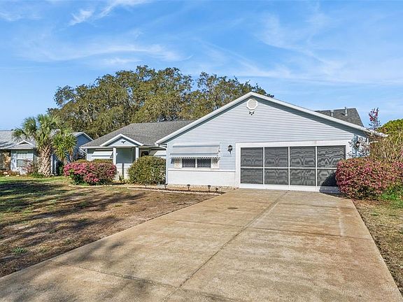 2nd image of 828 Dundee Cir