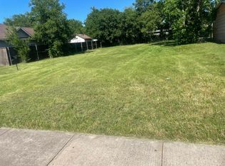 808 Wilkinson Dr, Mesquite, TX 75149