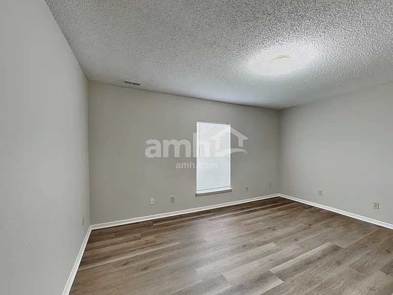 5793 Amber Ln — Photo 21