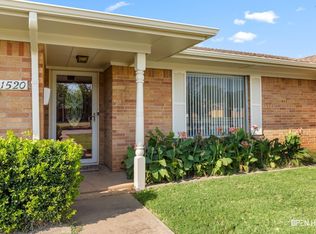 1520 Sweetbriar Dr, Wichita Falls, TX 76302