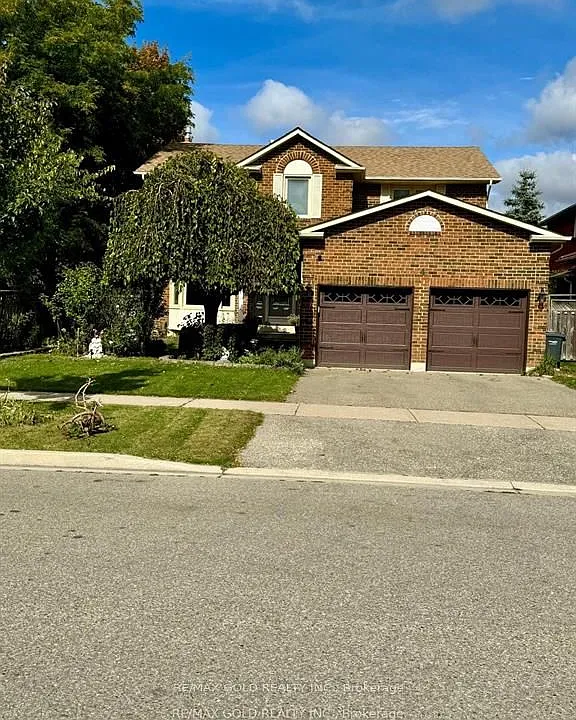 4 Hall Cres #BASEMENT