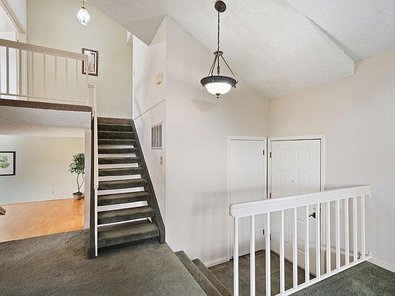 3rd image of 124 Luann Court