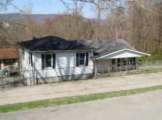 213 Emory Heights Rd, Harriman, TN 37748